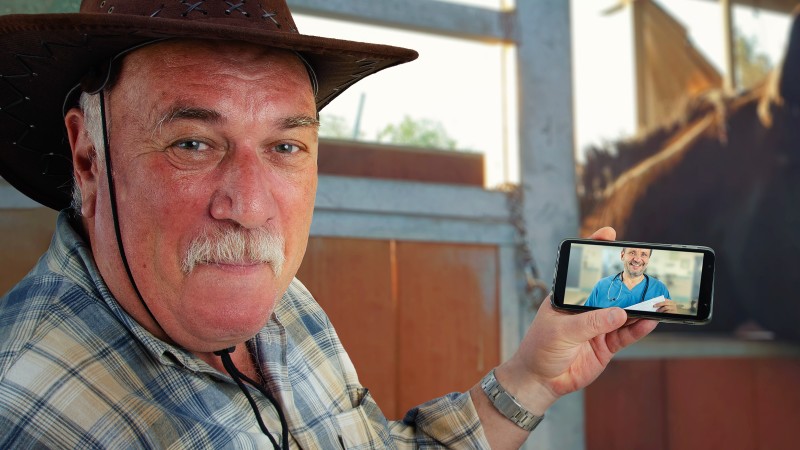 Farmer gives thumbs up on telemedicine